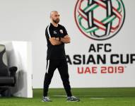 ABU DHABI, UNITED ARAB EMIRATES - FEBRUARY 01: Qatar head coach Felix Sanchez Bas looks on during the AFC Asian Cup final match between Japan and Qatar at Zayed Sports City Stadium on February 01, 2019 in Abu Dhabi, United Arab Emirates. (Photo by Etsuo Hara/Getty Images)