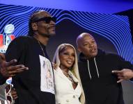 Snoop Dogg, Mary J. Blige y Dr. Dre participan en una conferencia de prensa sobre el espectáculo de medio tiempo del Super Bowl LVI, el jueves 10 de febrero de 2022 en Los Angeles.