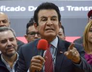 El candidato a la Presidencia de Honduras Salvador Nasralla captado el martes 2 de diciembre durante la presentación de la copia de la actas de votación.