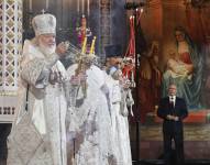 El patriarca de la Iglesia ortodoxa rusa, Cirilo (izq.), y el presidente ruso, Vladimir Putin (der.).