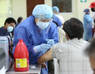 La vacunación seguirá únicamente para las personas que tienen agendada una cita en el link del CNE. Salud Ecuador