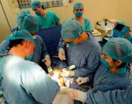 Imagen referencial en hospital de una operación en proceso en Estados Unidos.