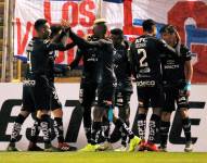 Con una ventaja de dos goles, logrado en el partido de ida, Independiente del Valle saldrá como favorito este domingo para lograr su primer título del fútbol en Ecuador.