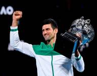 El número uno del mundo estuvo retenido en el aeropuerto de Melbourne desde que aterrizó el martes.