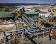 La industria minera de Brasil, con un importante peso en las exportaciones del país, se debate entre el impulso de iniciativas verdes en el sector y proyectos de ley que podrían acercarla más al colapso ambiental que a un papel activo en la transición energética. EFE/ André Coelho.