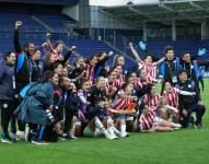 Jugadoras de Paraguay celebrando su clasificación.