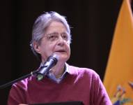 El presidente Guillermo Lasso se sometió a una cirugía en su párpado.