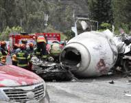 Tres personas fallecieron tras el siniestro de hoy en la avenida Simón Bolívar.