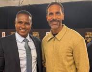 Antonio Valencia junto a Rio Fernidand.