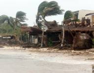 Vista general de la zona hotelera en Tulum durante el paso del huracán Grace, hoy en el centro del municipio de Tulum, estado de Quintana Roo (México).