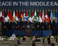 Representantes de varios países se reúnen en Egipto.