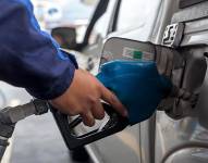 Venta de combustible en Ecuador. Archivo