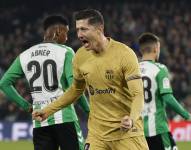 Robert Lewandowski marcó el segundo gol del FC Barcelona en la victoria sobre el Betis.