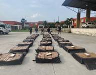 Las fuerzas del orden señalaron que hallaron 2.461 paquetes rectangulares con el alcaloide.