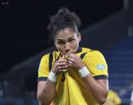 Nayely Bolaños, celebrando el triunfo ecuatoriano.