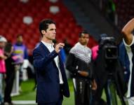 Josep Alcácer dirigiendo un partido de Liga de Quito