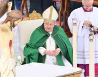 El Papa Francisco celebra la misa por el Jubileo de las Fuerzas Armadas en la Plaza de San Pedro en el Vaticano el 9 de febrero de 2025.