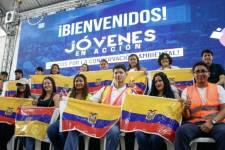 Imagen de archivo de jóvenes promocionando la primera etapa de este programa del Gobierno.