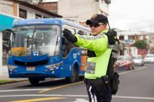 Agente civil de tránsito