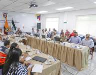 La reunión de las autoridades para tratar el tema de las consecuencias del fenómeno de El Niño.