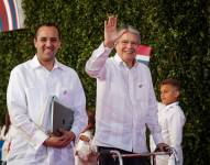 El canciller Juan Carlos Holguín (izquierda) junto al presidente Guillermo Lasso.