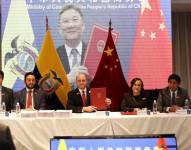 Firma del acuerdo comercial de Ecuador y China.