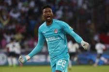 El portero Alexander Domínguez en un partido con Liga de Quito