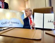 Donald Trump en el avión presidencial Air Force One.