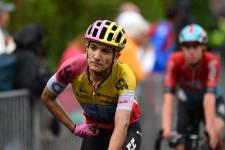 El ciclista ecuatoriano, Richard Carapaz, estuvo a punto de ganar la etapa dos del Dauphiné, que se lleva a cabo en Francia.