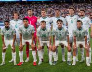 Jugadores de la selección de Nueva Zelanda, previo al partido contra Nueva Caledonia