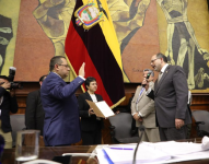 Xavier Torres Maldonado toma juramento como Contralor General