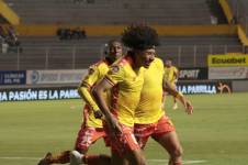 Ángelo Mina, delantero de Aucas.