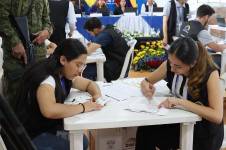 El CNE precisó que el escrutinio de todas las actas finalizó en 22 provincias. Aún falta culminar el proceso en Guayas y Morona Santiago.