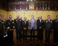 Guillermo Lasso reaparece para la posesión de Paco Moncayo y Wagner Bravo, nuevos encargados de la seguridad pública