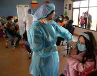 La vacuna que se utilizará para este grupo poblacional será de la marca Pfizer. Archivo