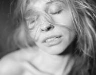 Imagen de una mujer - salud sexual.