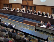 Imagen de los jueces de la Corte Internacional de Justicia en una audiencia pública.