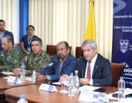 La Libertad, Santa Elena.- El ministro del Interior, Patricio Carrillo, lideró una mesa en la que se analizó la situación de seguridad en la provincia peninsular.