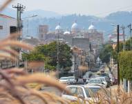 Reportan neblina dañina en la ciudad de Cuenca ante una mala calidad de aire