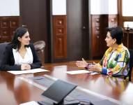 Reunión de Gabriela Sommerfeld y Verónica Abad