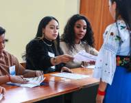 Imagen referencial de los miembros de las Juntas Receptoras del Voto.