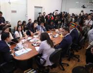 Sesión de la Comisión de Fiscalización en la Asamblea.