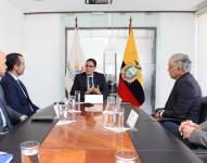 Los representantes de las operadoras de telefonía celular Claro y Movistar mantuvieron la primera reunión con el ministro de Telecomunicaciones, César Martín.