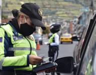 Agentes de tránsito en zonas clave de la ciudad.