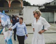 La alcaldesa Cynthia Viteri recorrió este 9 de mayo la reconstrucción de calles en La Prosperina.