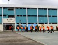 Imagen de reos en la cárcel de Azogues, de la provincia de Cañar.