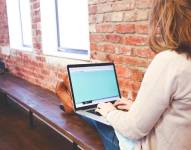 Imagen referencial para graficar a una estudiante.