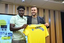 Alfred Caicedo, nuevo jugador del Cádiz de España
