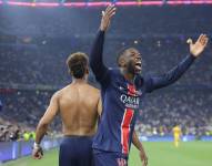 Ousmane Dembélé celebra con el París Saint-Germain, tras quedar campeón de la Champions League