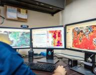 Funcionarios del Municipio monitorean permanentemente la actividad marítima del cantón.